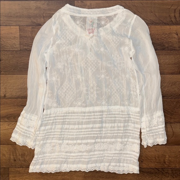 Johnny Was Size Extra Small Egg Shell Off White Sheer Tunic Long Sleeve Top Cute - Picture 2 of 15